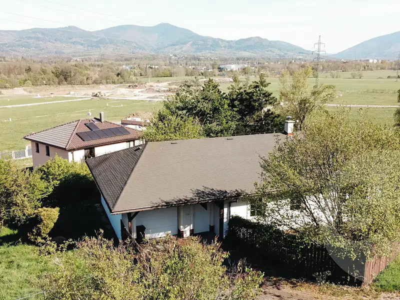 Prodej rodinného domu 100 m², pozemek 1032 m², Metylovice – náhled fotky 1