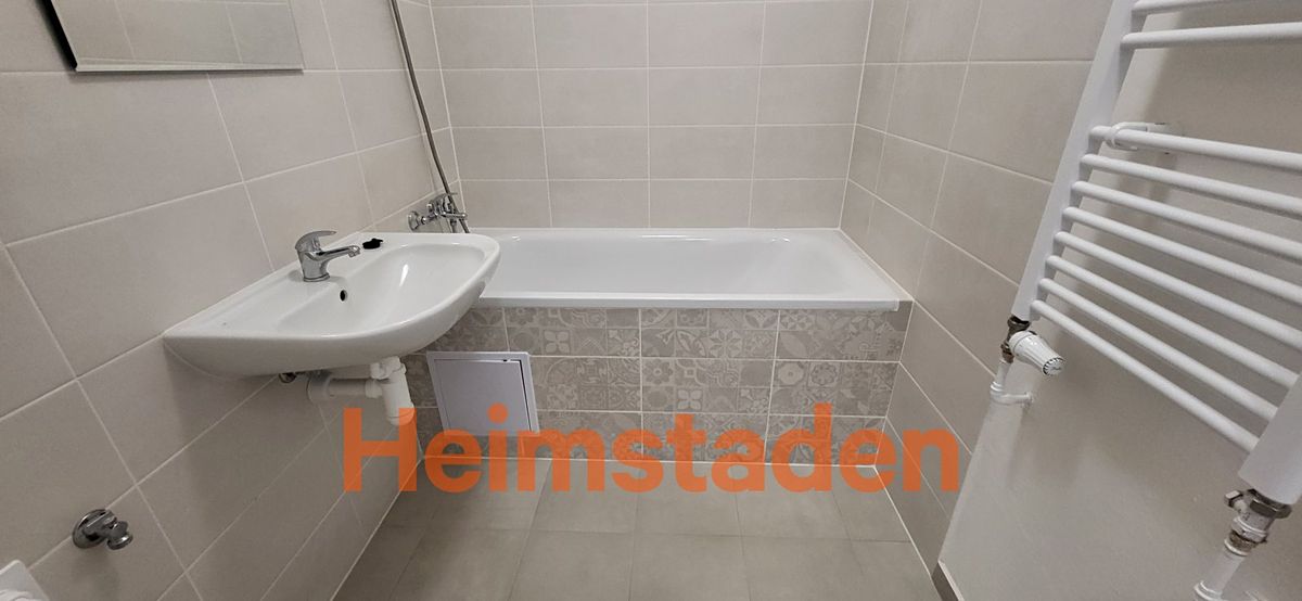 Pronájem bytu 1+1 35 m² – fotografie 4