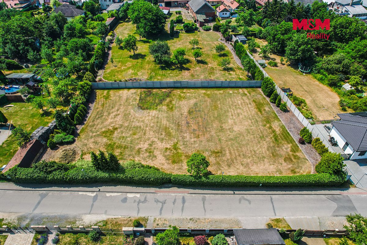Prodej stavebního pozemku 1045 m² – fotografie 2