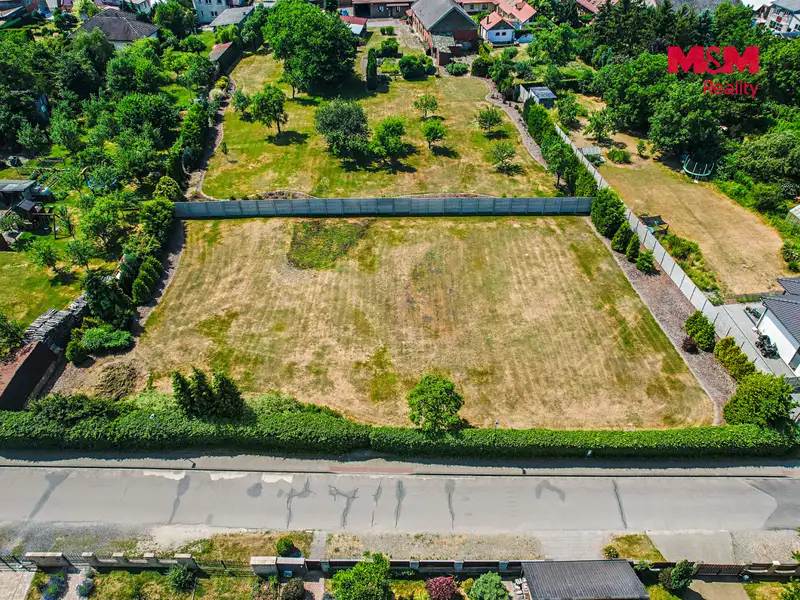 Prodej stavebního pozemku 1045 m², Martinice – náhled fotky 2