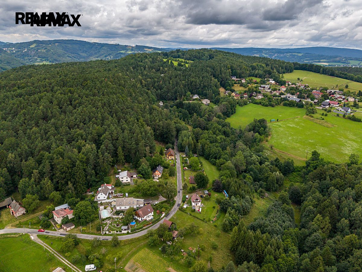 Prodej rodinného domu 159 m², pozemek 1000 m² – fotografie 4