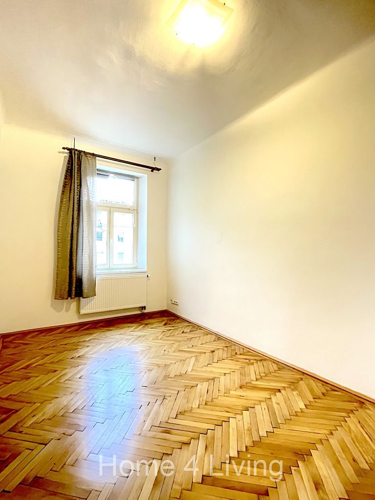 Pronájem bytu 2+1 75 m² – fotografie 3