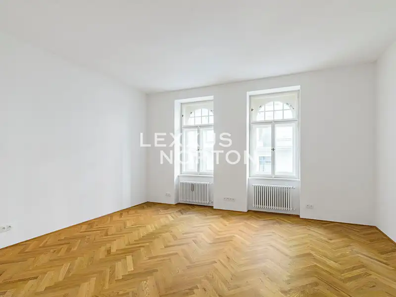 Prodej bytu 2+kk 71 m², Praha – náhled fotky 1