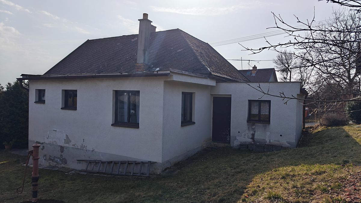 Prodej rodinného domu 323 m², pozemek 903 m² – fotografie 3