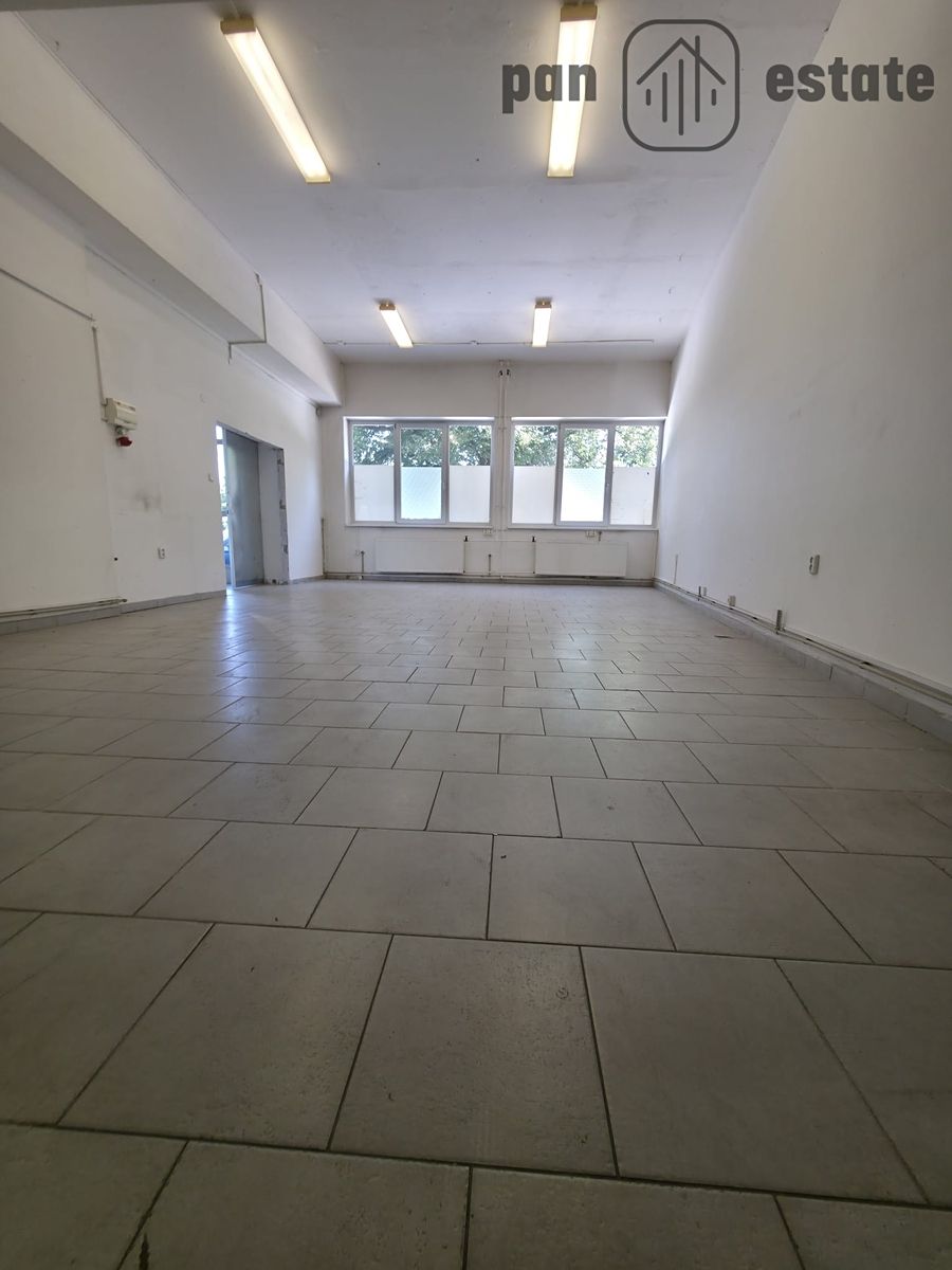 Pronájem obchodního prostoru 60 m² – fotografie 2