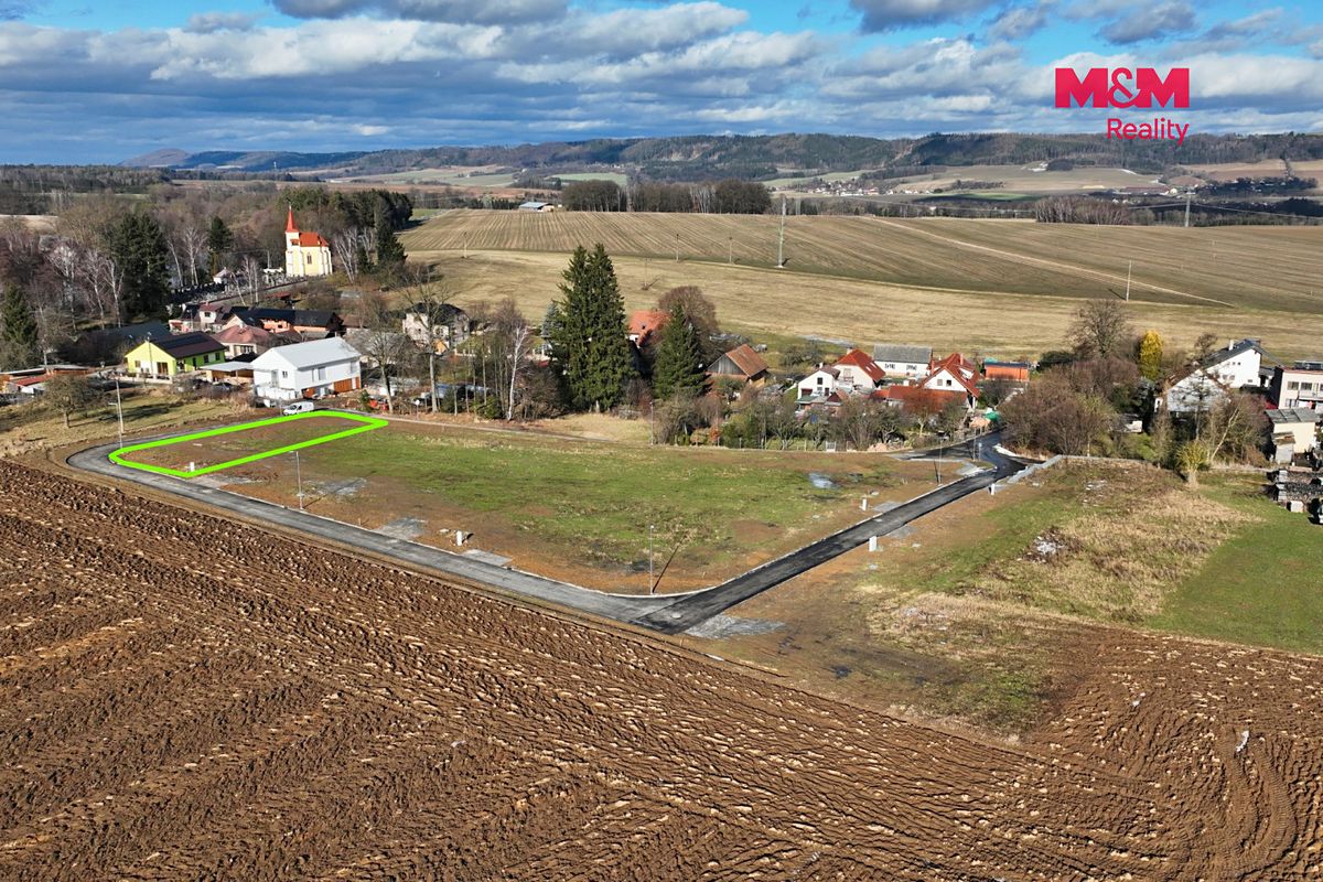 Prodej stavebního pozemku 738 m² – fotografie 3