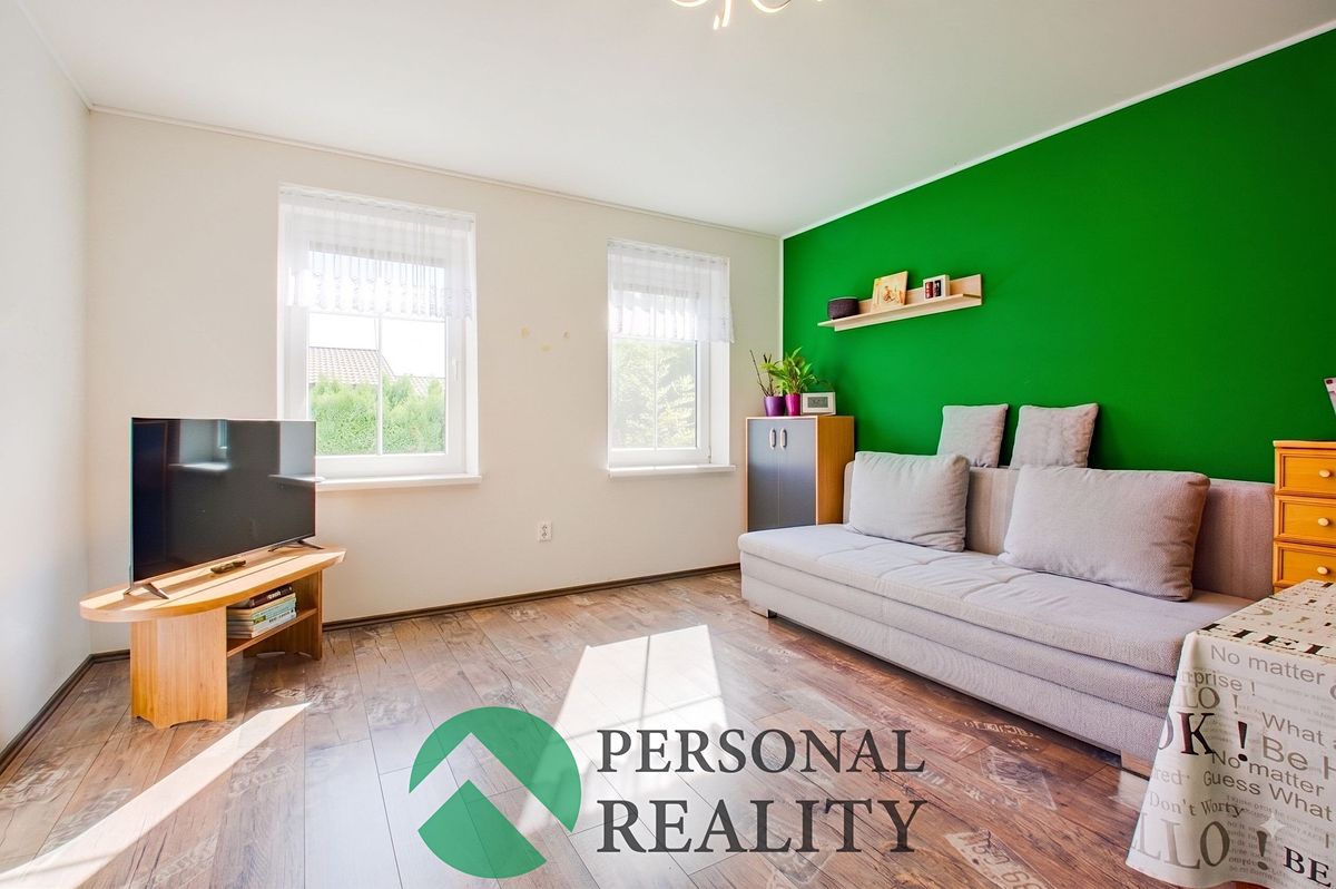 Prodej rodinného domu 95 m², pozemek 1038 m² – fotografie 2