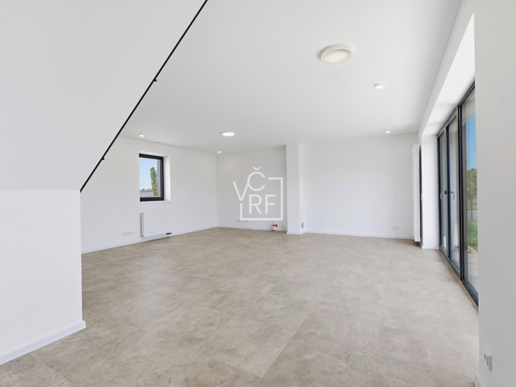 Pronájem domu, 148 m² (8 z 39)