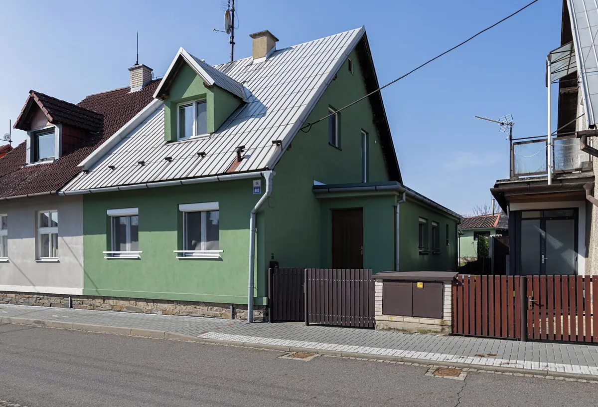 Prodej rodinného domu 109 m², pozemek 226 m²
