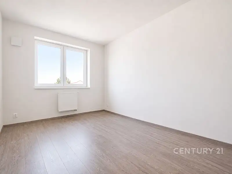 Pronájem bytu pokoje 14 m², Brno – náhled fotky 2