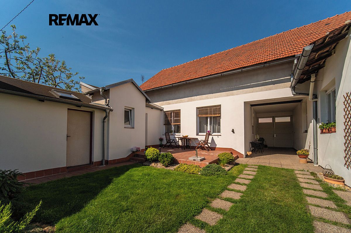 Prodej rodinného domu 190 m², pozemek 606 m² – fotografie 4