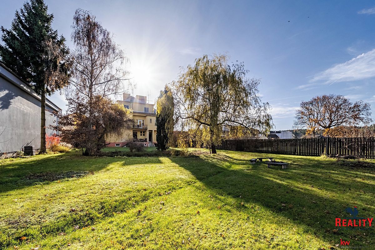 Prodej rodinného domu 500 m², pozemek 2695 m² – fotografie 4