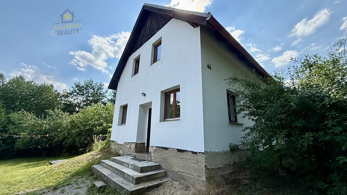 Prodej rodinného domu 148 m², pozemek 2324 m² – fotografie 5