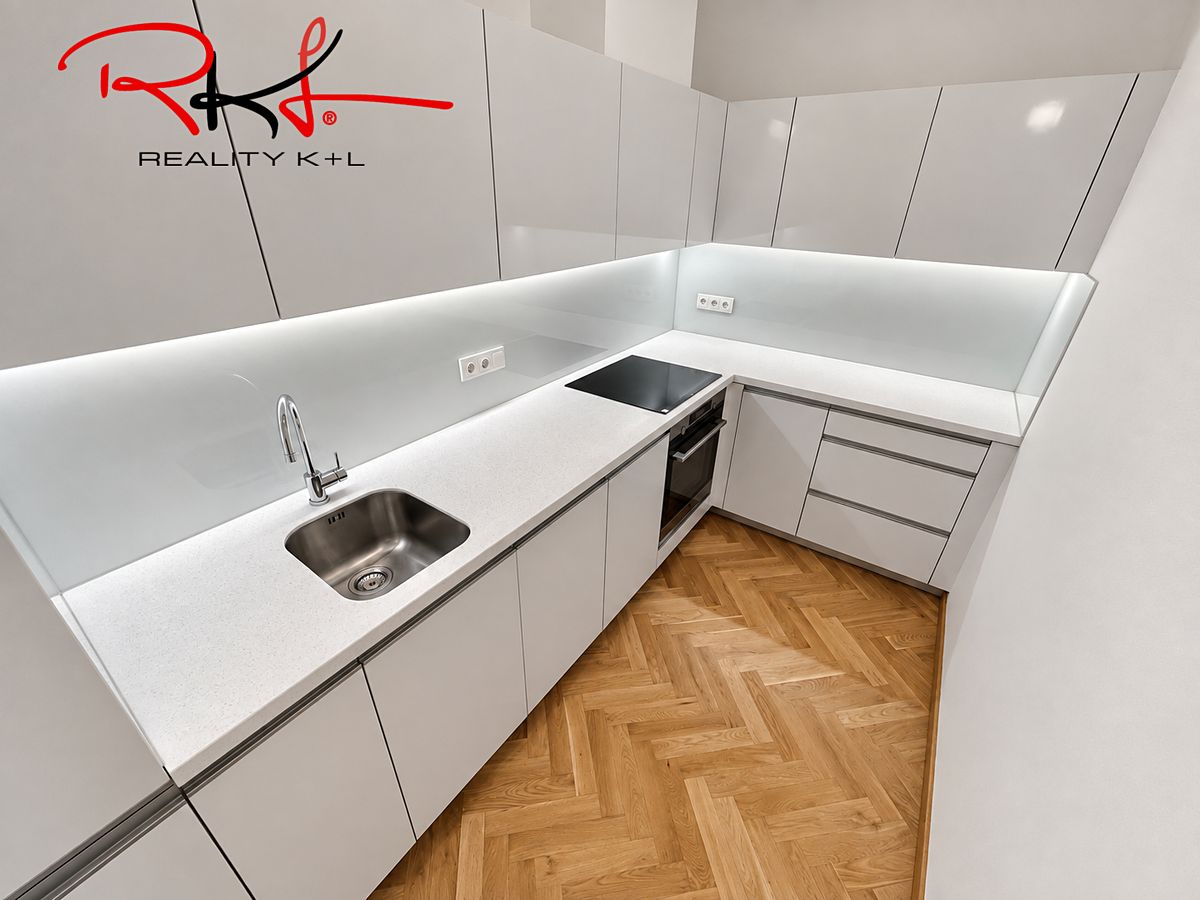 Pronájem bytu 2+kk 61 m²