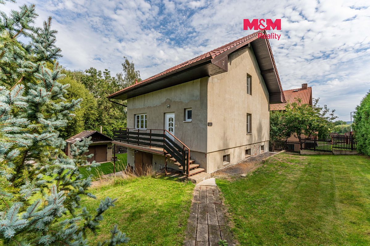 Prodej rodinného domu 129 m², pozemek 784 m²
