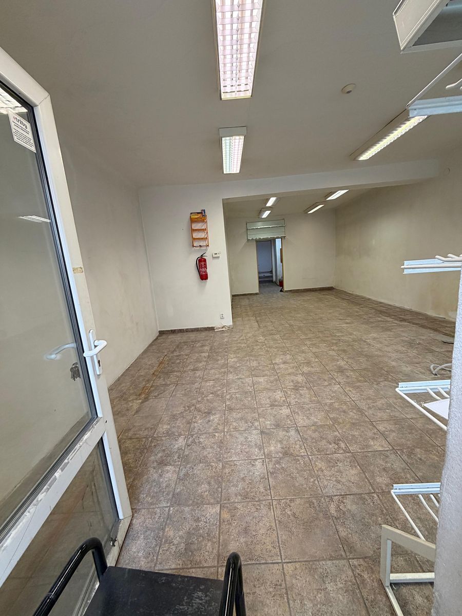 Pronájem obchodního prostoru 100 m² – fotografie 2