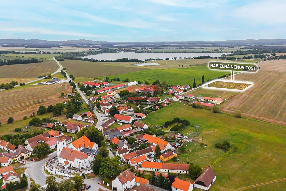 Prodej komerčního pozemku 8217 m²