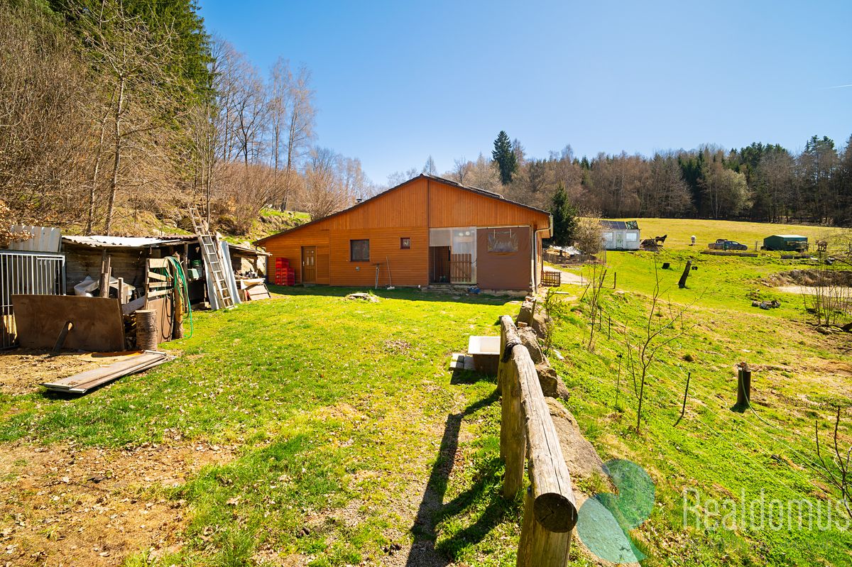 Prodej rodinného domu 130 m², pozemek 60289 m² – fotografie 3