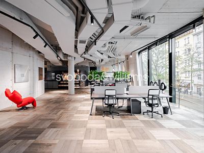 Pronájem obchodního prostoru 241 m²