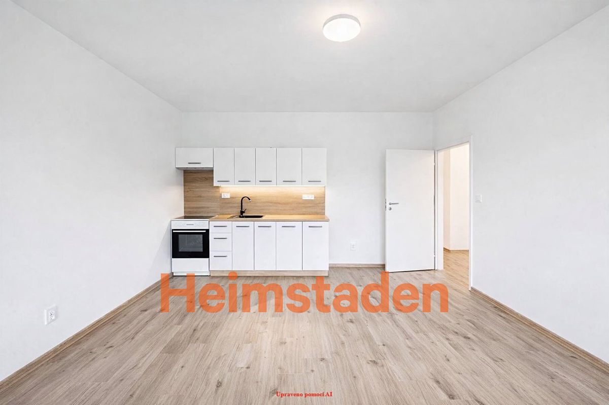 Pronájem bytu 2+kk 46 m² – fotografie 2