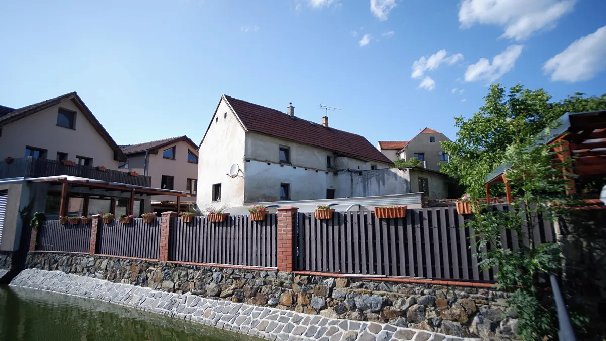Prodej rodinného domu 122 m², pozemek 458 m²