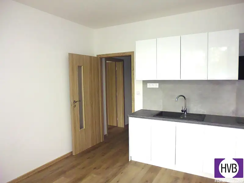 Prodej bytu 3+kk 41 m², Slapy – náhled fotky 1