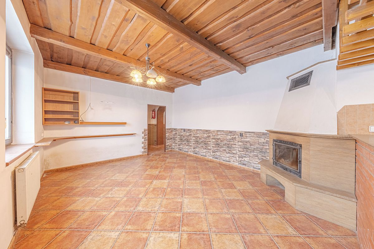 Prodej zemědělské usedlosti 398 m², pozemek 2148 m² – fotografie 3