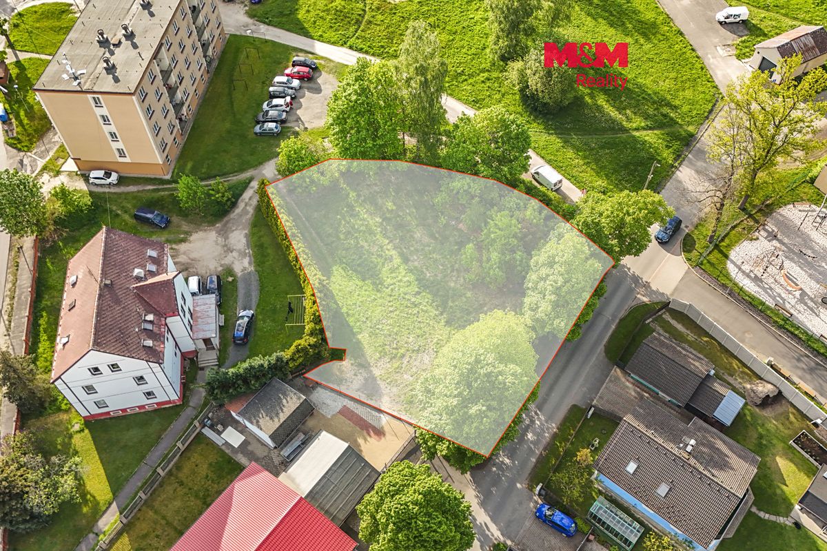 Prodej komerčního pozemku 1168 m², Skalná – fotka 1 z 3
