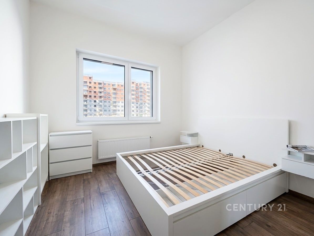 Pronájem bytu 3+kk 66 m² – fotografie 5