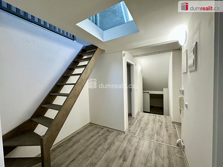 Wohnung 2+1 zum Kauf, 119 m² (8 von 21)