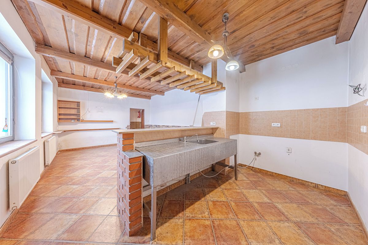 Prodej zemědělské usedlosti 398 m², pozemek 2148 m² – fotografie 2