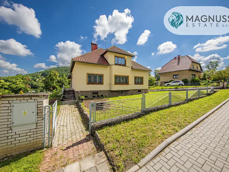 Prodej rodinného domu 297 m², pozemek 2112 m², Hranice – náhled fotky 3