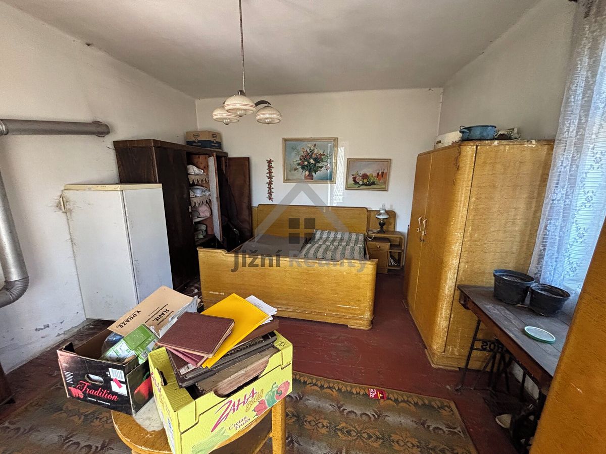 Prodej rodinného domu 120 m², pozemek 1233 m² – fotografie 5