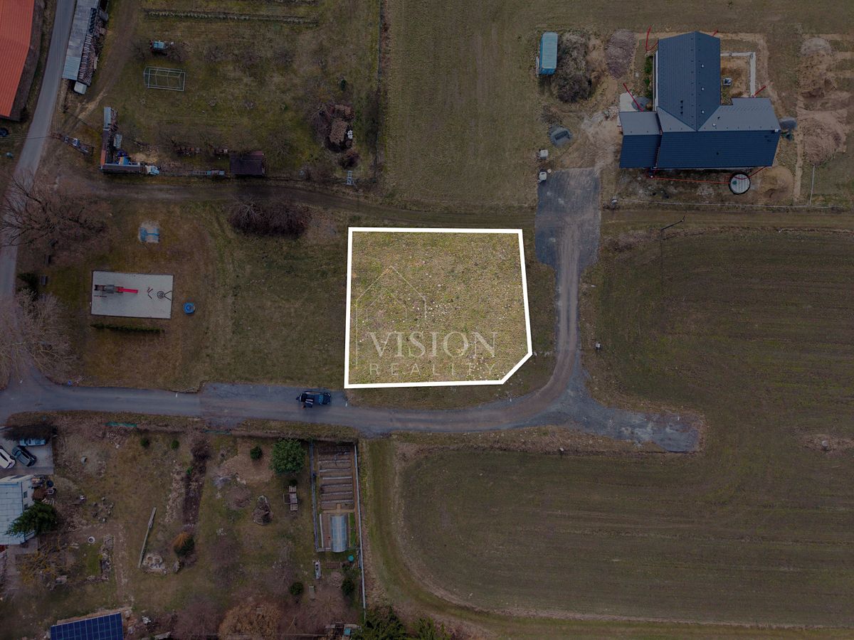 Prodej stavebního pozemku 889 m² – fotografie 3