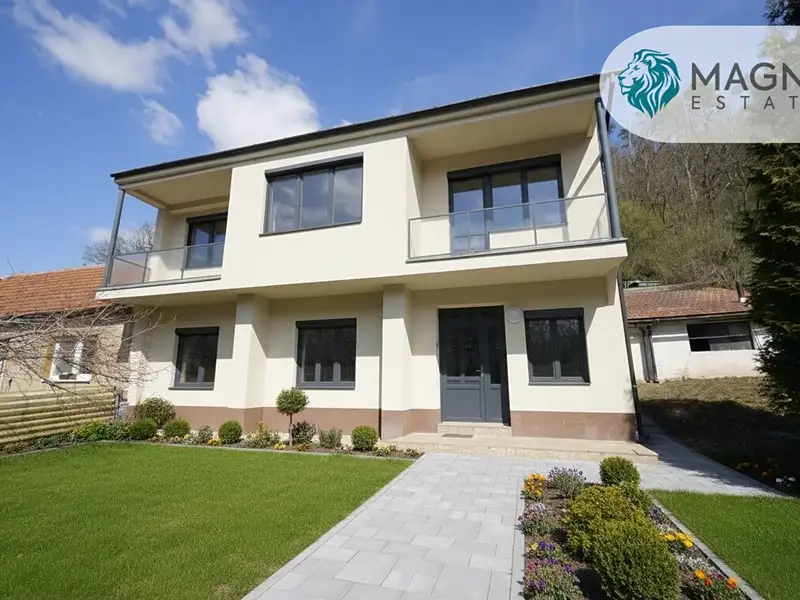 Prodej rodinného domu 170 m², pozemek 736 m², Oslavany – náhled fotky 1