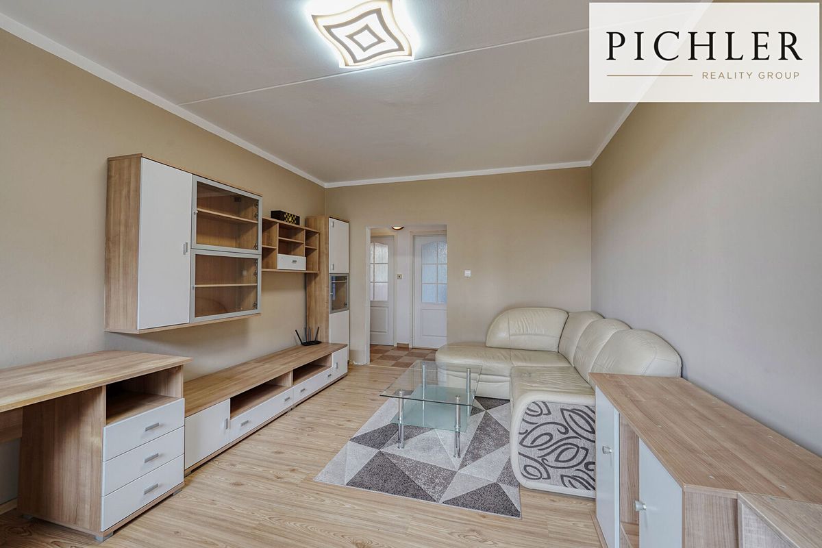 Pronájem bytu 3+1 63 m² – fotografie 2