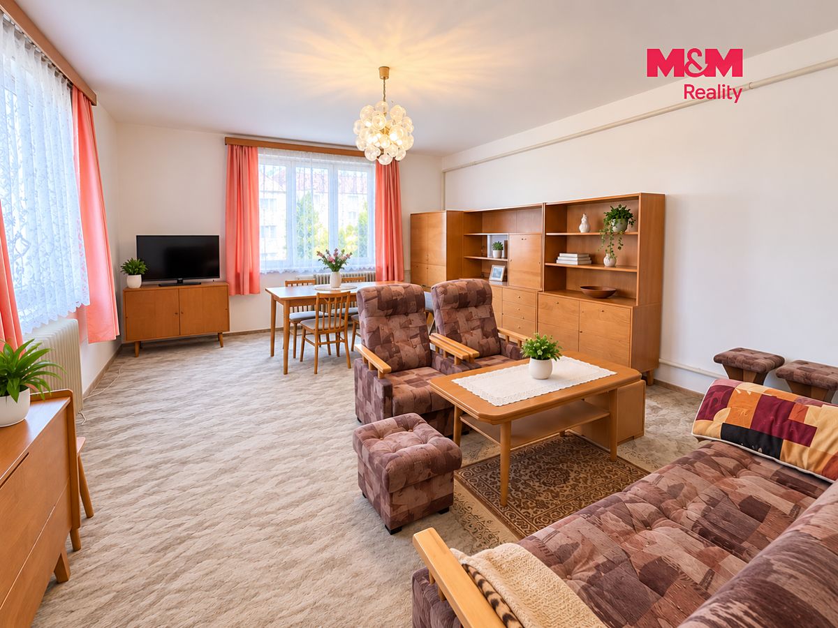Pronájem bytu 2+1 70 m² – fotografie 3