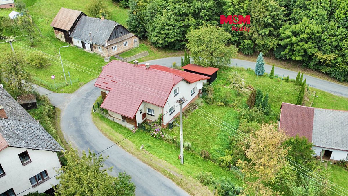 Prodej rodinného domu 86 m², pozemek 810 m²
