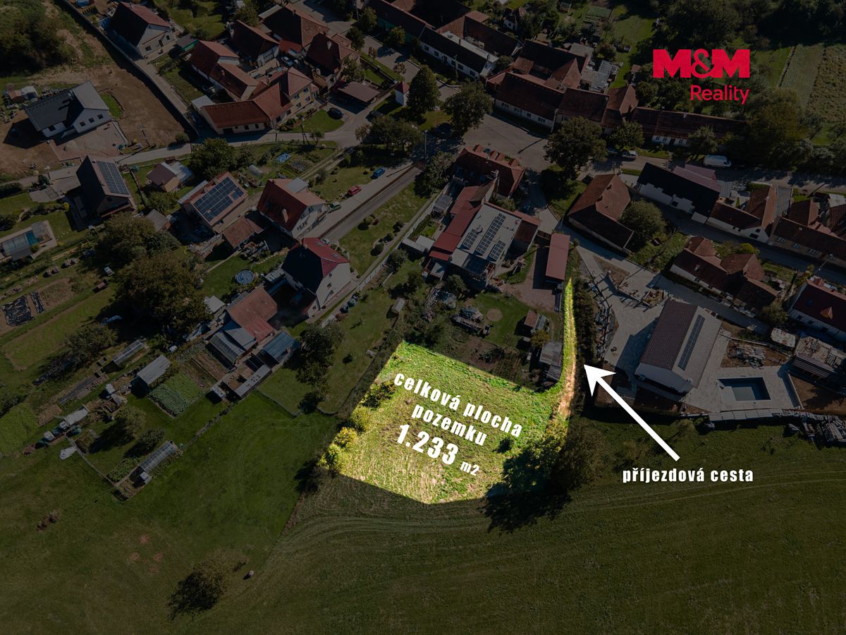 Prodej stavebního pozemku 1233 m² – fotografie 2