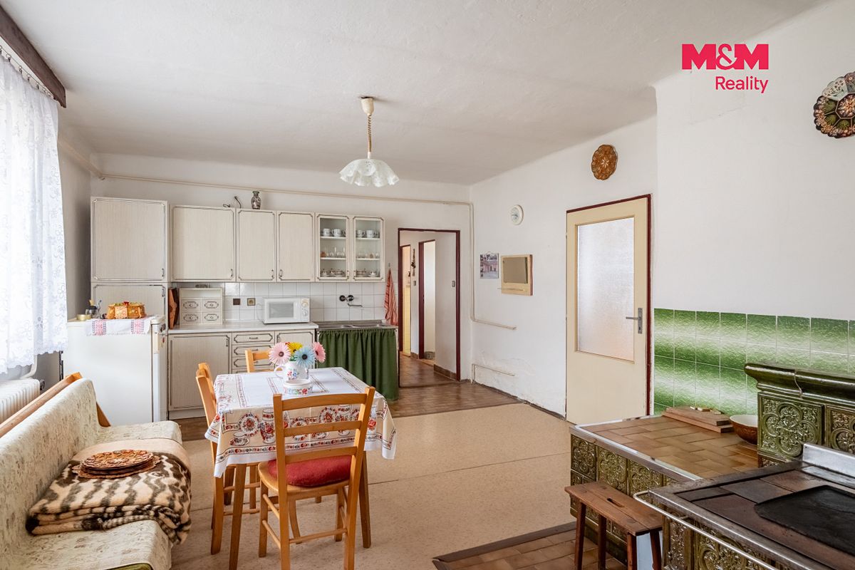 Prodej chalupy 430 m², pozemek 1244 m² – fotografie 2