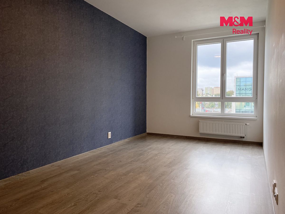 Pronájem bytu 2+kk 58 m² – fotografie 3