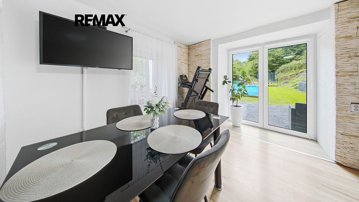 Prodej rodinného domu 115 m², pozemek 1331 m² – fotografie 4