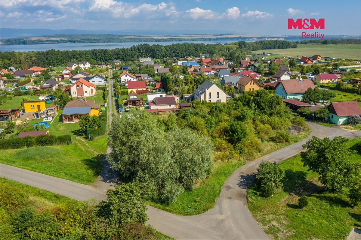 Prodej stavebního pozemku 589 m² – fotografie 3