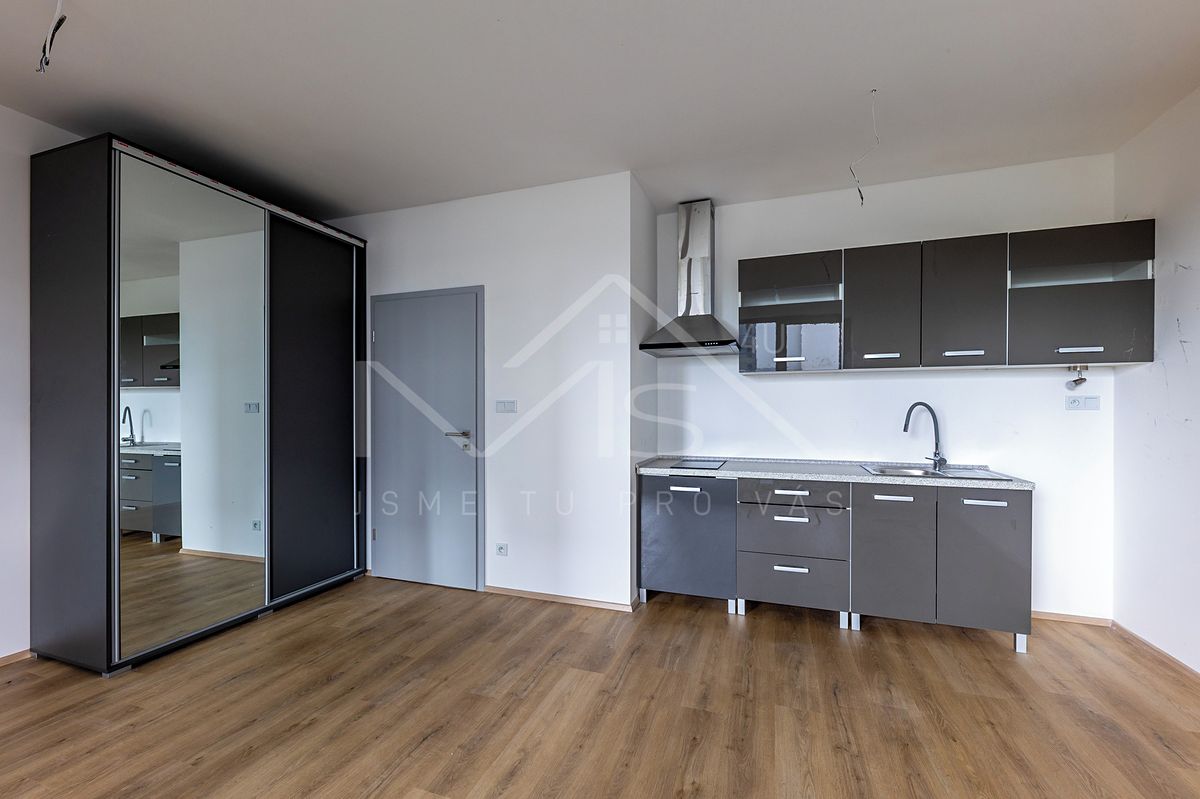 Pronájem bytu 1+kk 34 m²