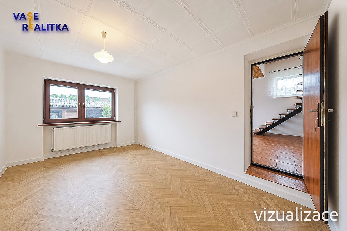 Prodej rodinného domu 224 m², pozemek 1115 m² – fotografie 3