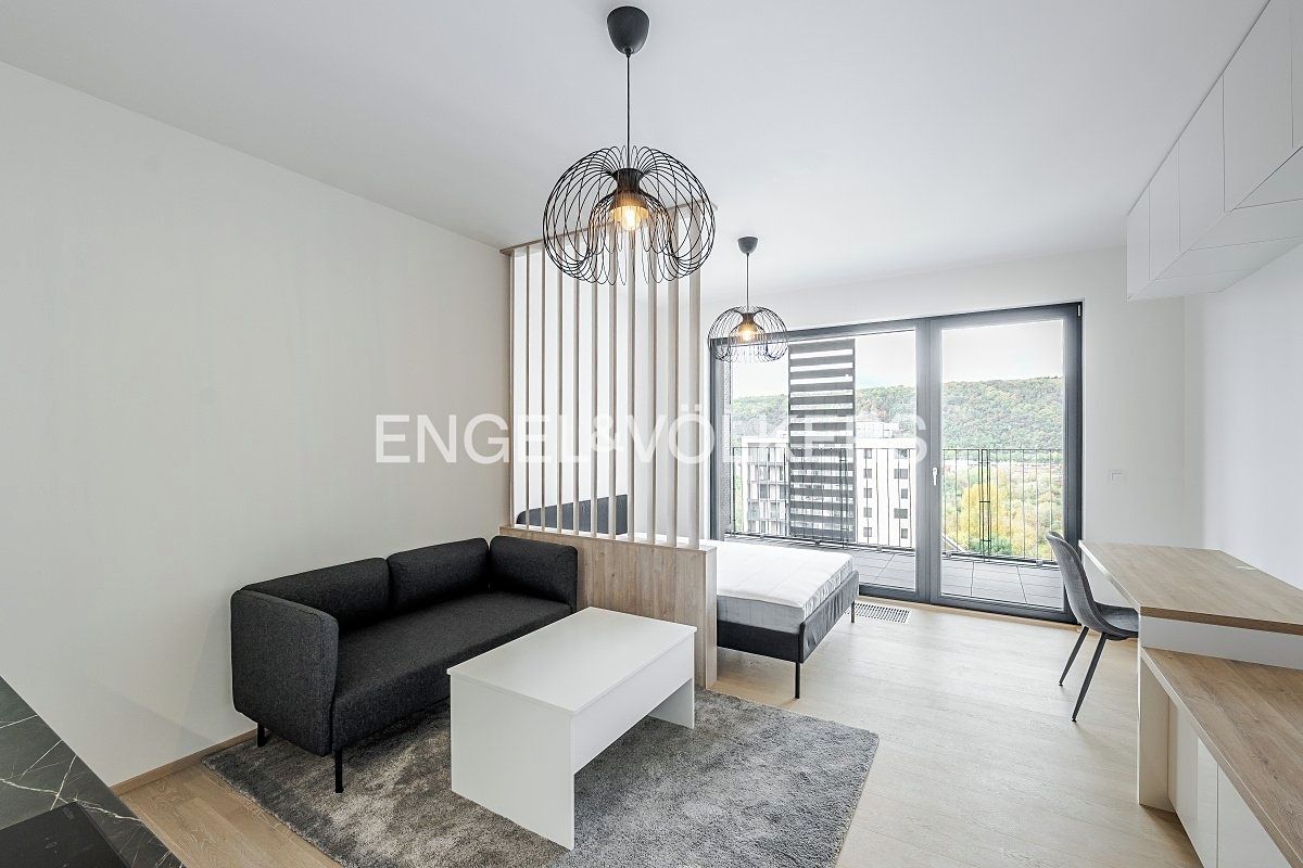 Pronájem bytu 1+kk 32 m²
