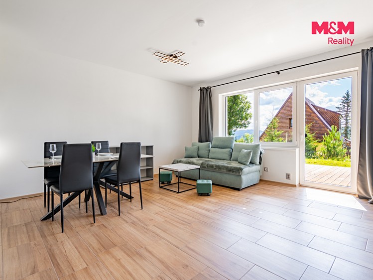 Prodej komerčního prostoru, 226 m² (10 z 30)