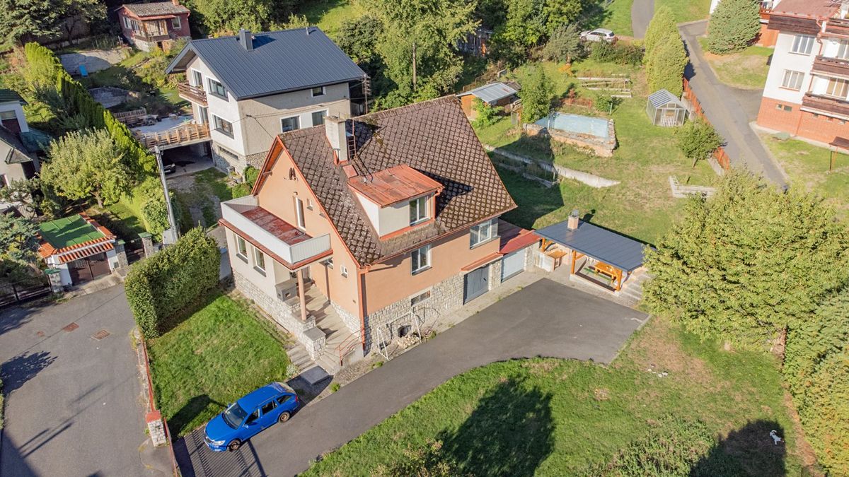Prodej rodinného domu 265 m², pozemek 1212 m² – fotografie 4