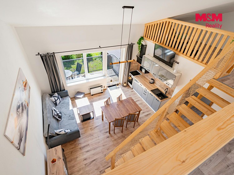 Prodej komerčního prostoru, 226 m² (3 z 30)