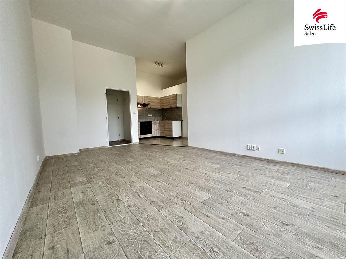 Pronájem bytu 2+kk 54 m² – fotografie 2